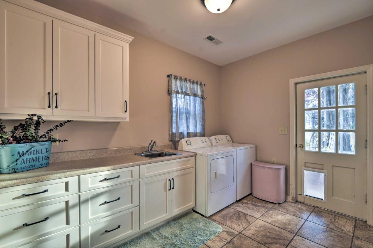 Charming Florence Getaway With Fireplace And Grill! Exterior photo